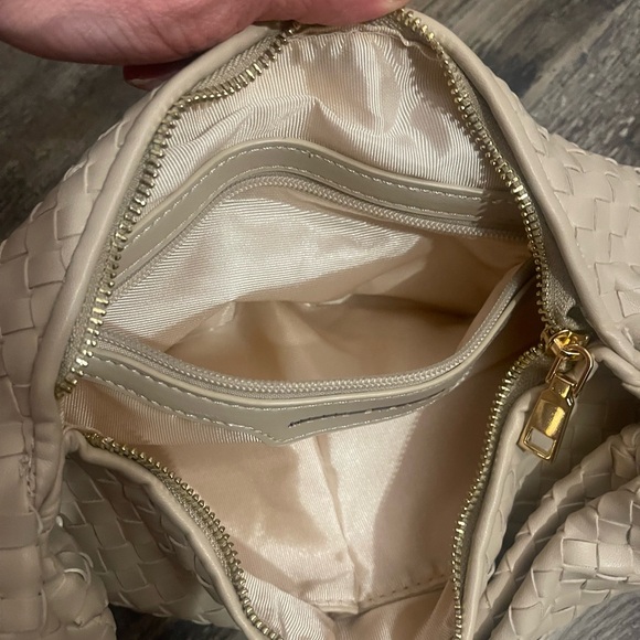 The Brigitte Satchel by Melie Bianco NWOT - Picture 7 of 8